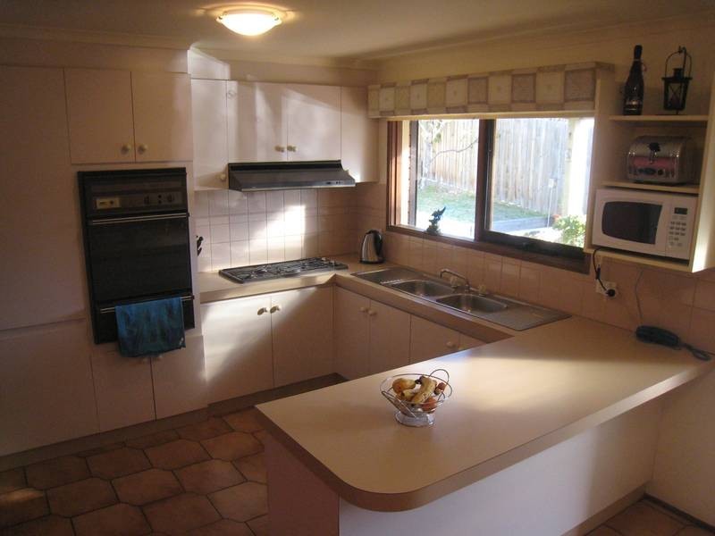 1 Paula Terrace, Endeavour Hills VIC 3802