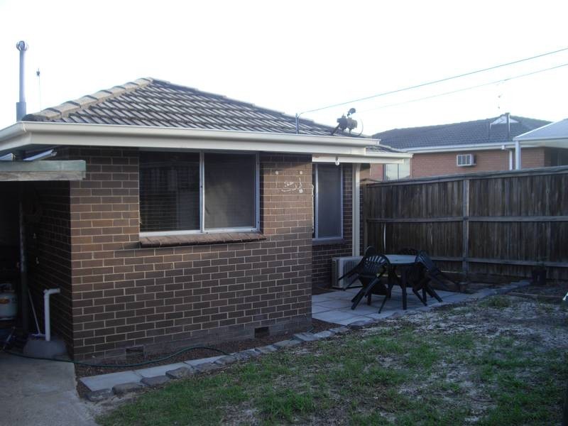 1/14 Samaria Street, Dandenong North VIC 3175