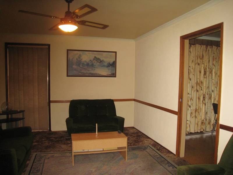 211 Cheltenham Road, Keysborough VIC 3173