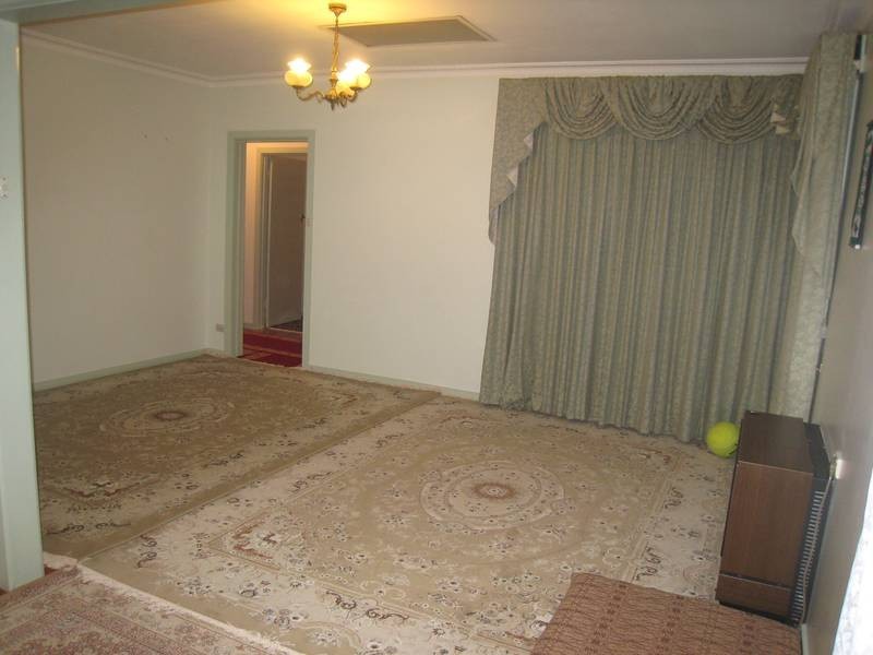 18 Bess Court, Dandenong VIC 3175