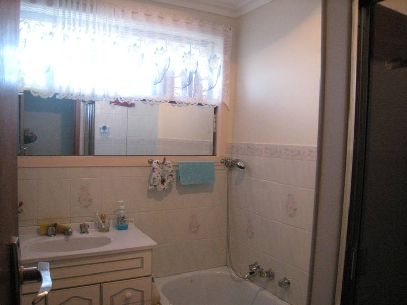 2 Gretana Street, Dandenong VIC 3175