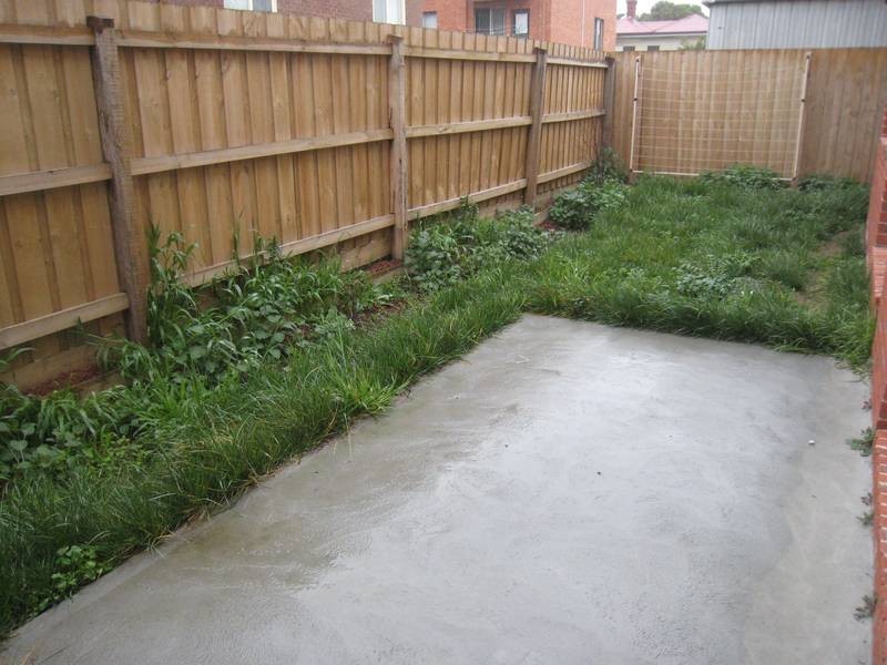 2/20 Napier Street, Dandenong VIC 3175