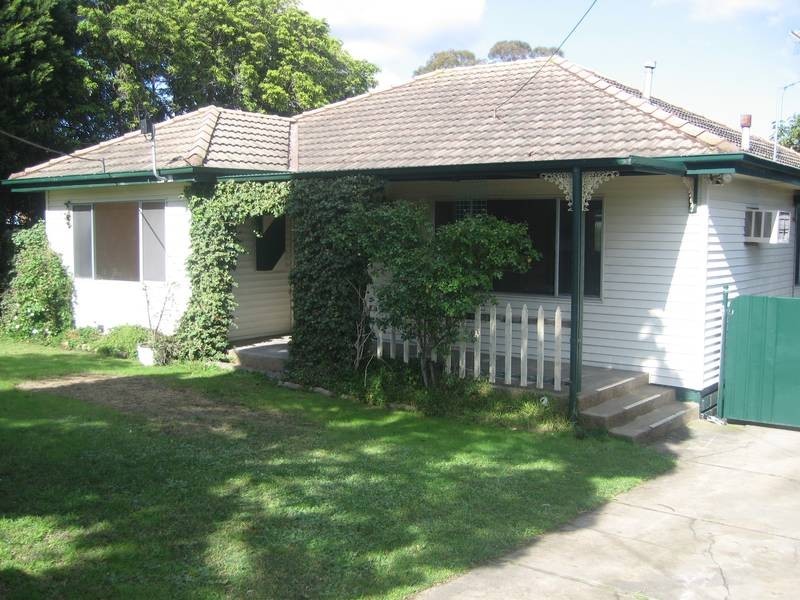 6 Abrehart Street, Eumemmerring VIC 3177