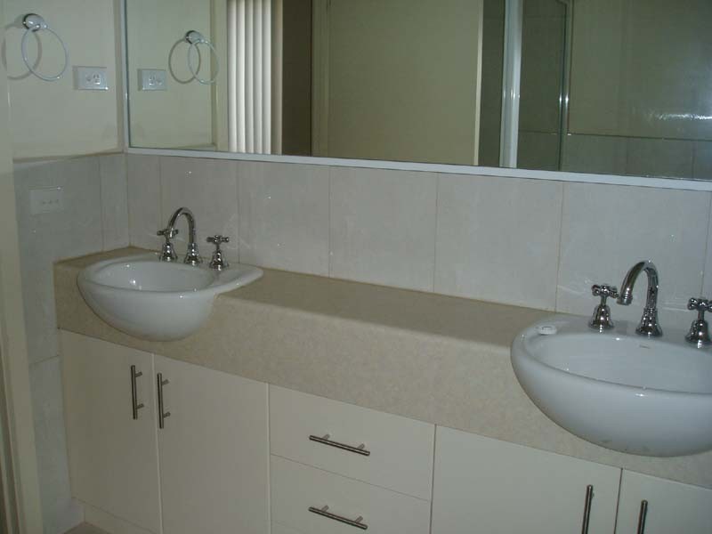 3-/20 Admirala Avenue, Dandenong VIC 3175