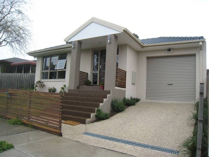 2 Brougham Close, Eumemmerring VIC 3177
