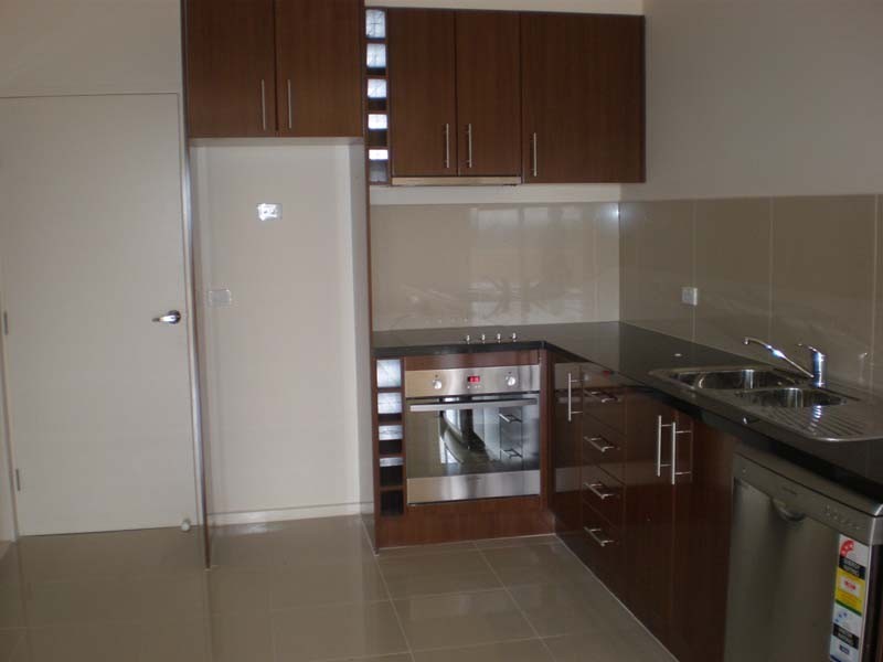 8/12 Hutton Street, Dandenong VIC 3175