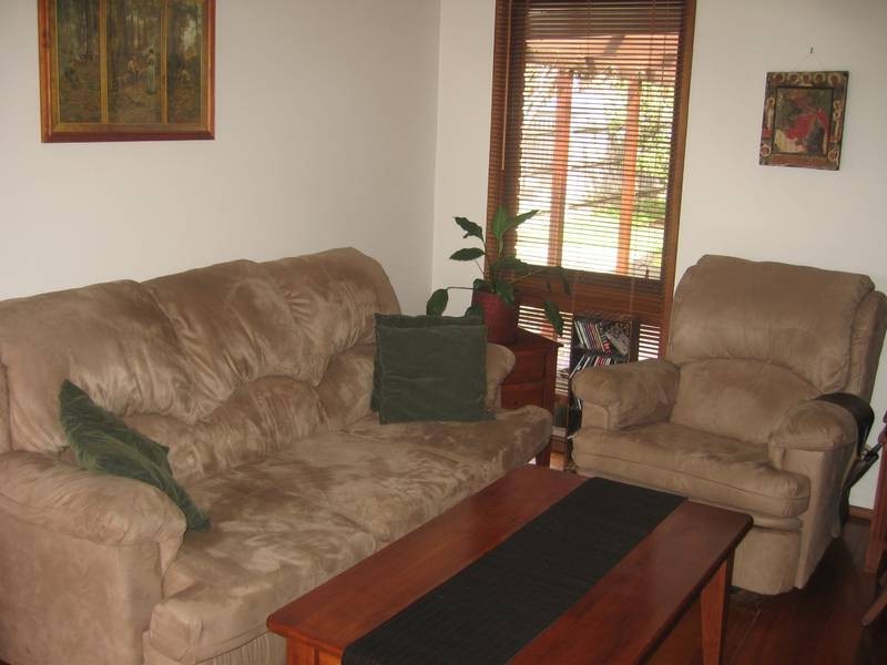 34 Monkhouse Drive, Endeavour Hills VIC 3802