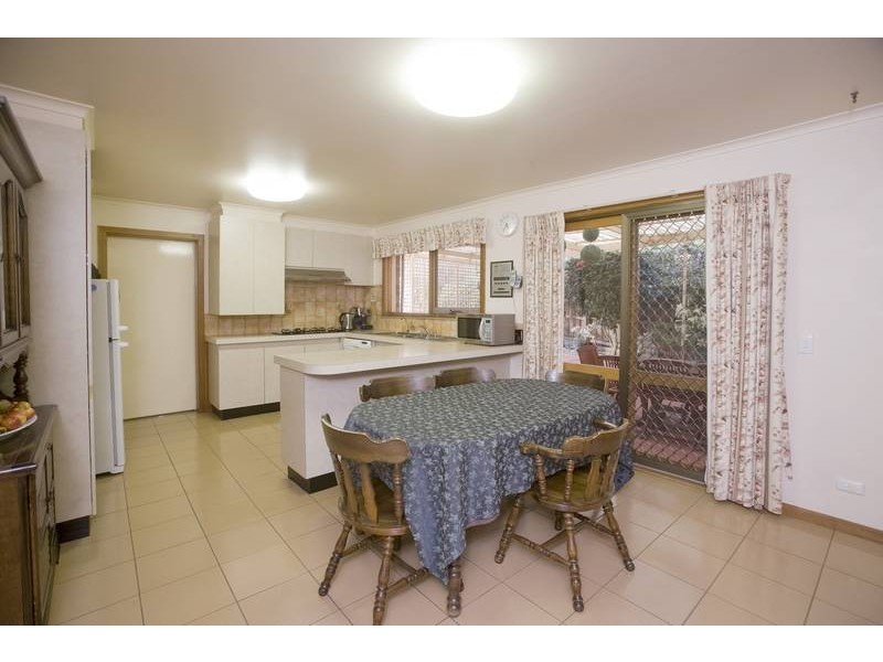 7 Plumpton Court, Endeavour Hills VIC 3802