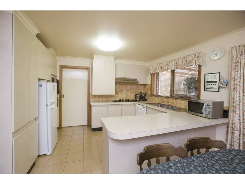 7 Plumpton Court, Endeavour Hills VIC 3802