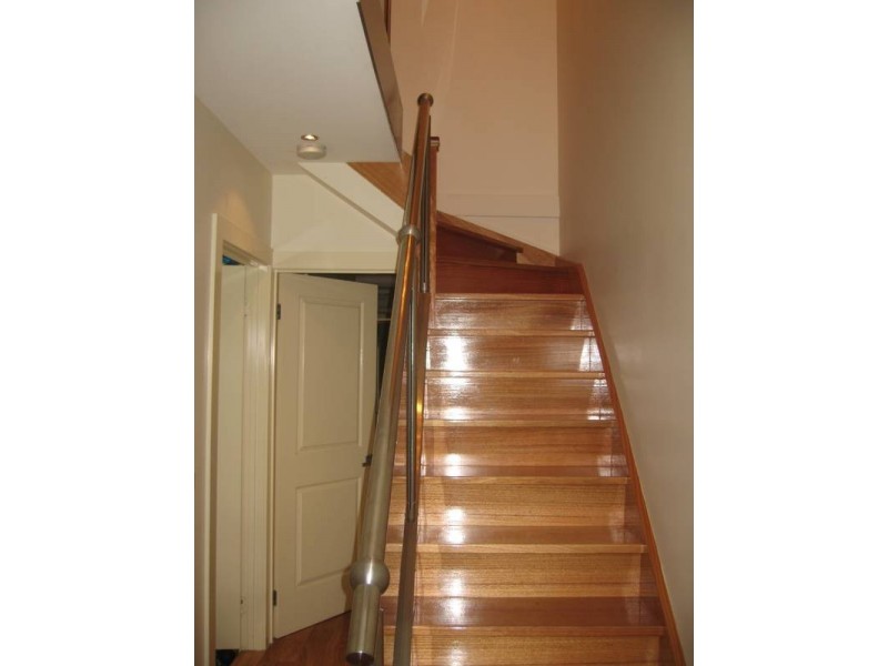 10 Glynda Street, Dandenong South VIC 3175