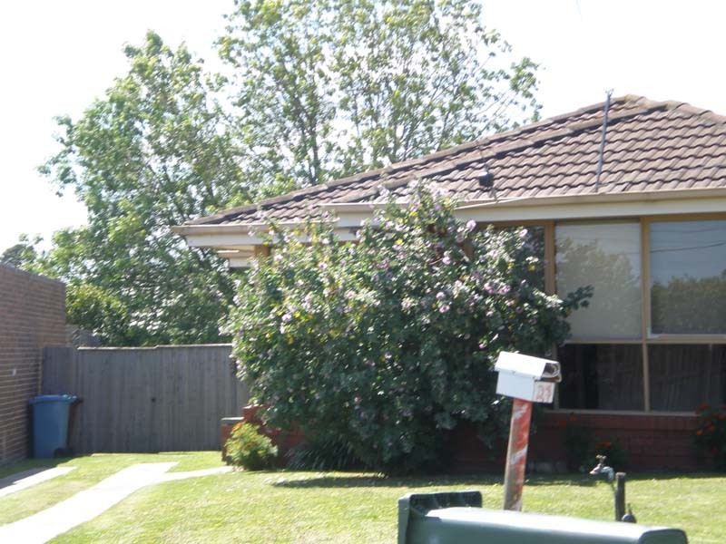 27 Verbeena Crescent, Noble Park VIC 3174