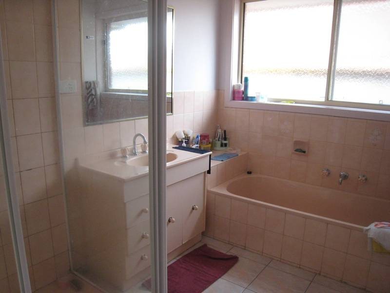 41 Nettle Drive, Hallam VIC 3803