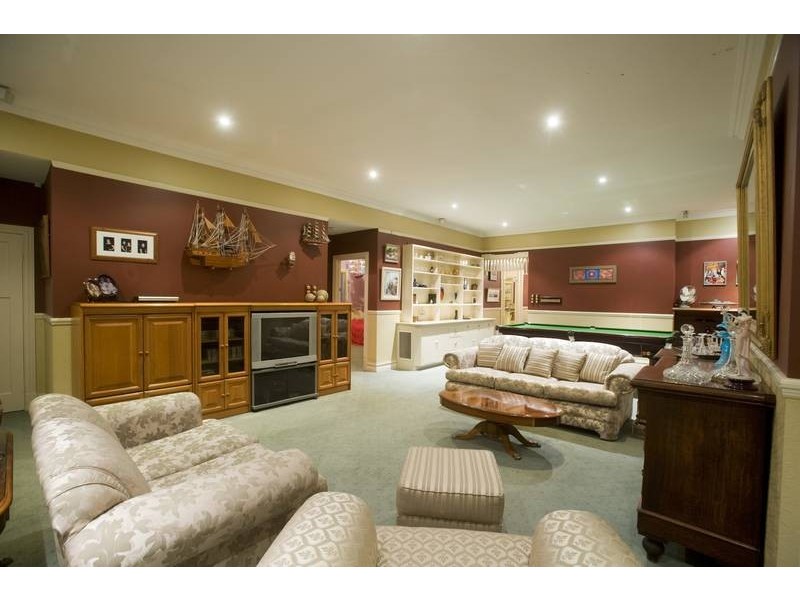 111 Herbert Street, Dandenong VIC 3175