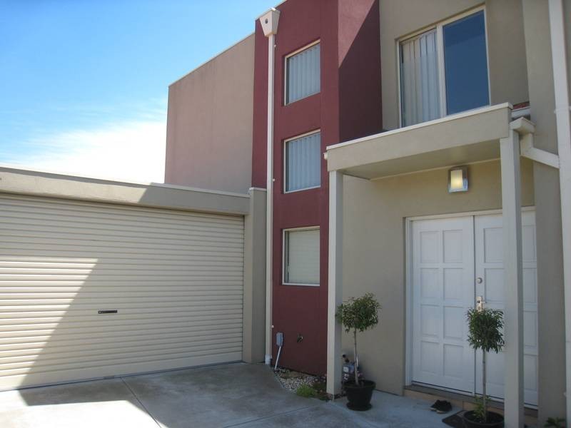 3/1 Day Street, Dandenong VIC 3175