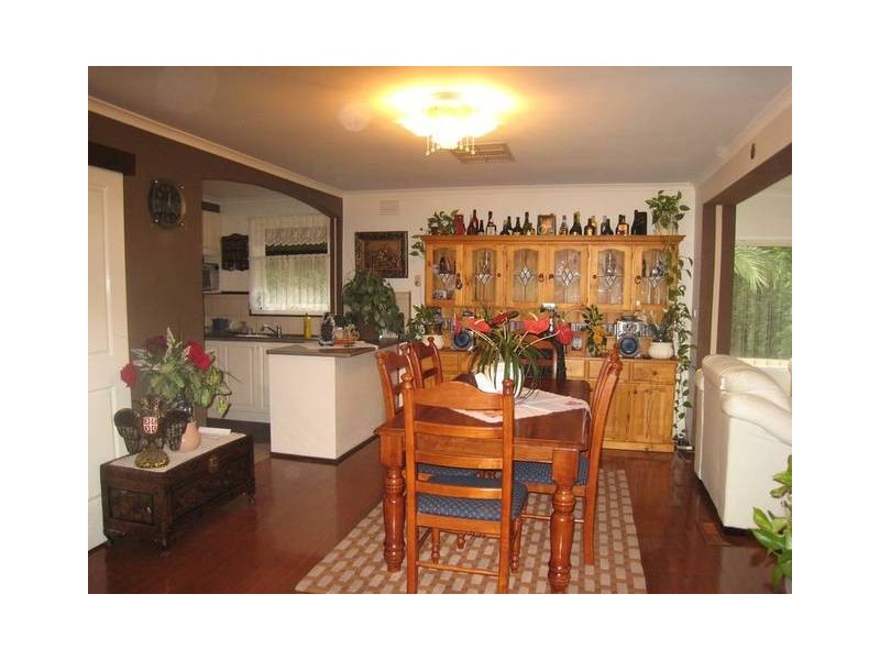 11 Stephens Close, Endeavour Hills VIC 3802