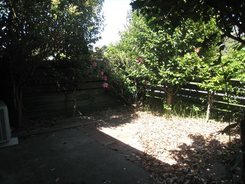 68/63-83 St James Village, Dandenong VIC 3175