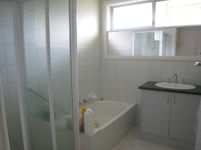 1/2 Samaria Street, Dandenong North VIC 3175