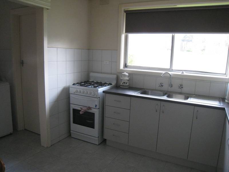 1/2 Samaria Street, Dandenong North VIC 3175