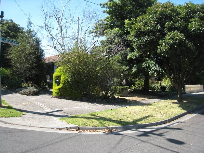1 McLaughlan Avenue, Eumemmerring VIC 3177