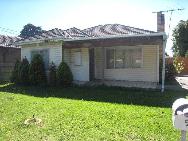 9 Philip Street, Dandenong VIC 3175