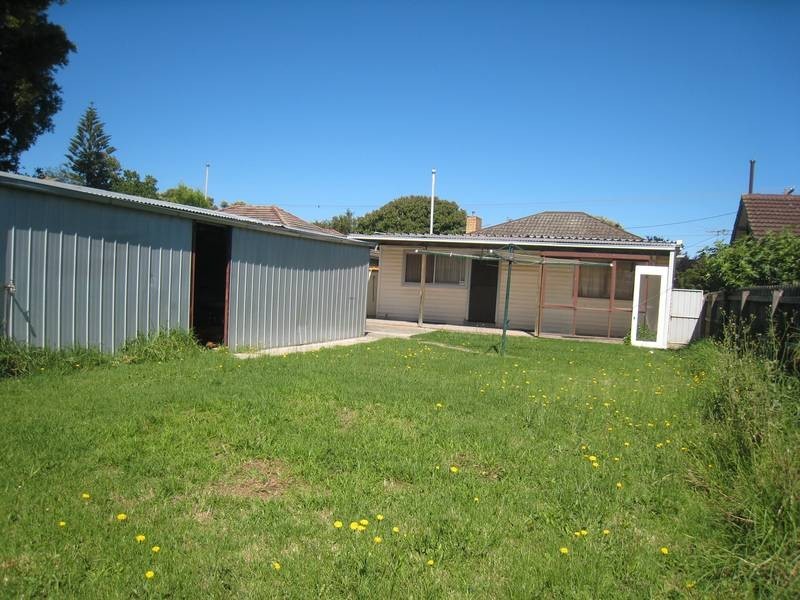 9 Philip Street, Dandenong VIC 3175