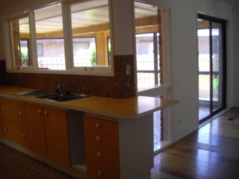 63 Rawdon Hill, Dandenong North VIC 3175