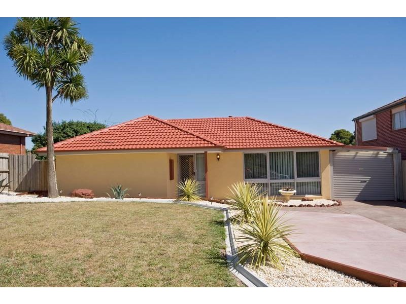 55 Crossdale Rise, Endeavour Hills VIC 3802