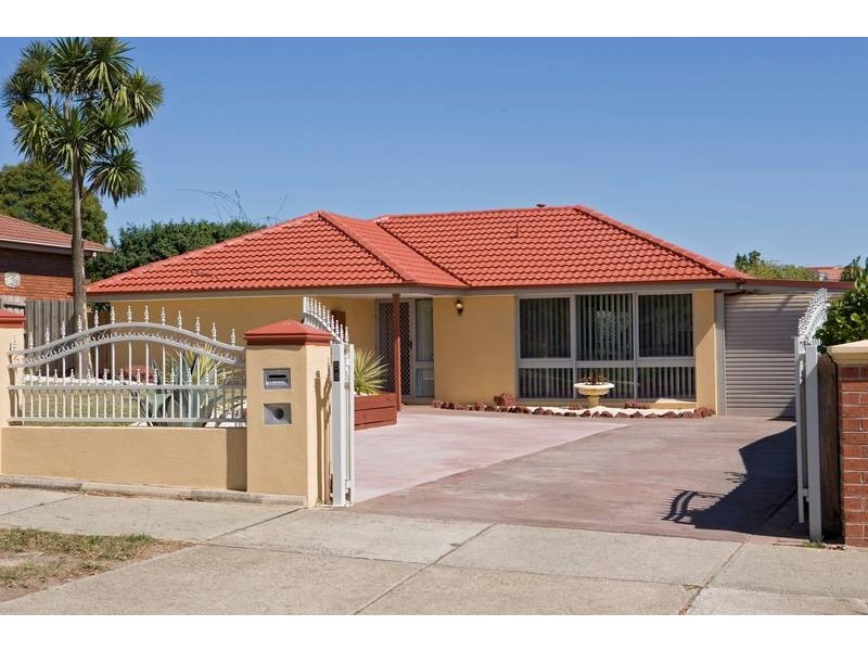 55 Crossdale Rise, Endeavour Hills VIC 3802