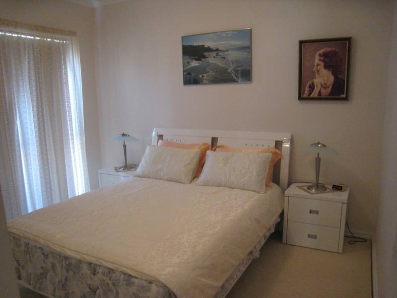 2/21 Rebecca Street, Doveton VIC 3177