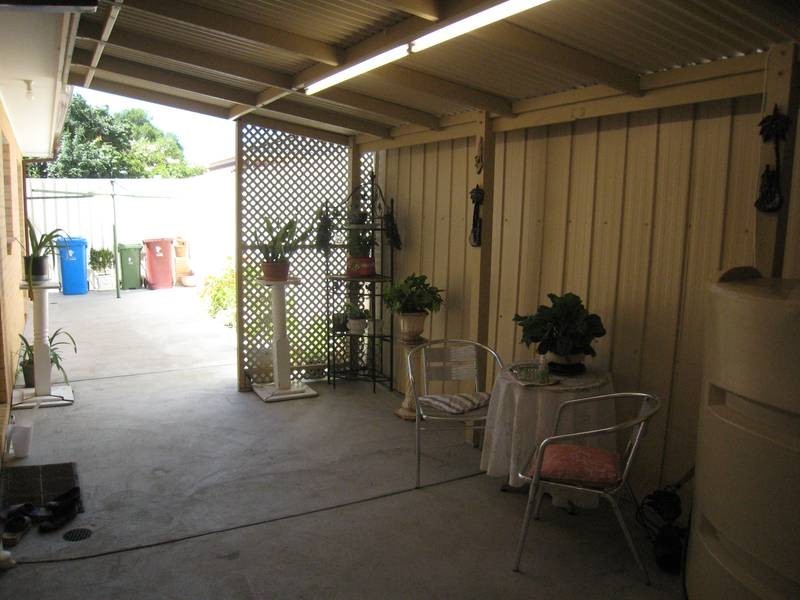 2/21 Rebecca Street, Doveton VIC 3177