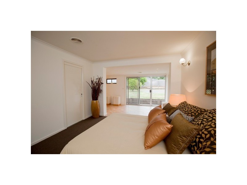 23 Allison Avenue, Eumemmerring VIC 3177