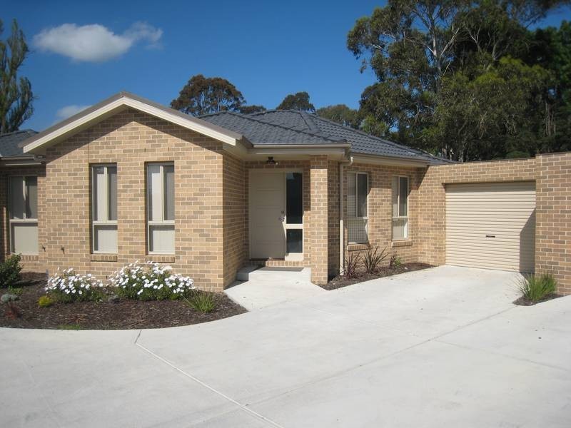 2/13 Rose Drive, Doveton VIC 3177