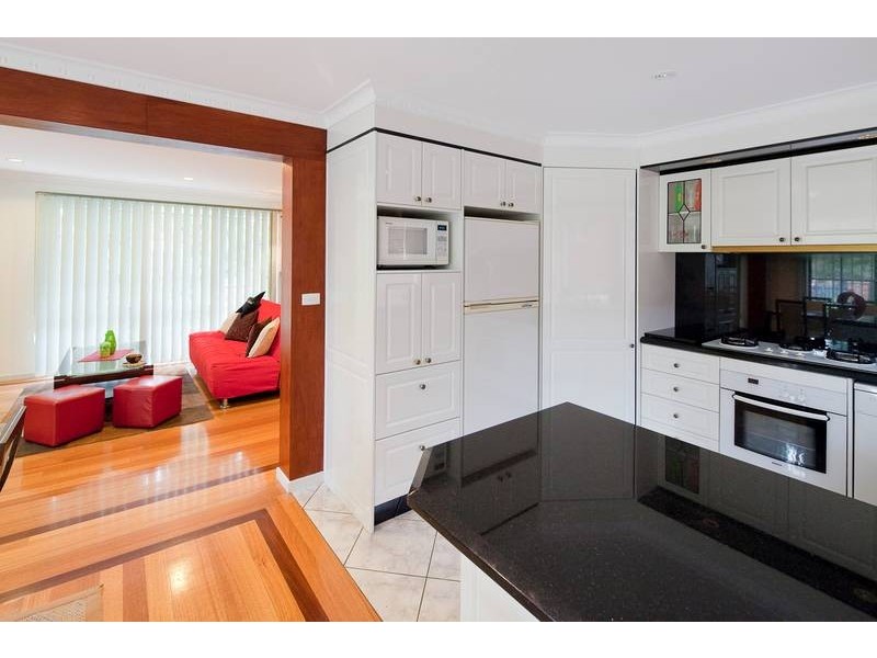 1 Montrose Court, Endeavour Hills VIC 3802