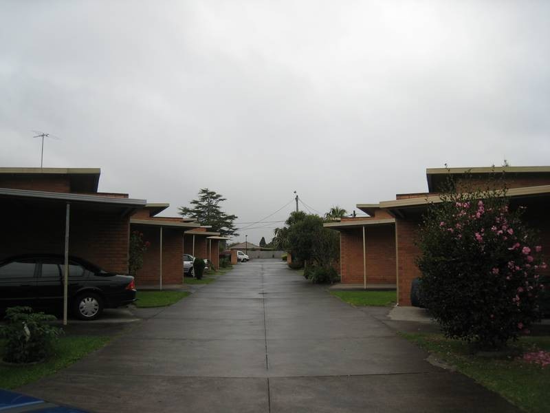 4/1 Stud Road, Dandenong VIC 3175