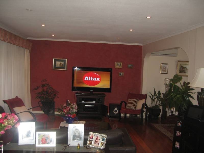 4 Sorbus Close, Endeavour Hills VIC 3802