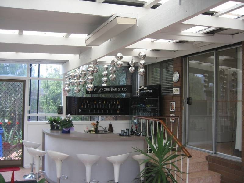 4 Sorbus Close, Endeavour Hills VIC 3802