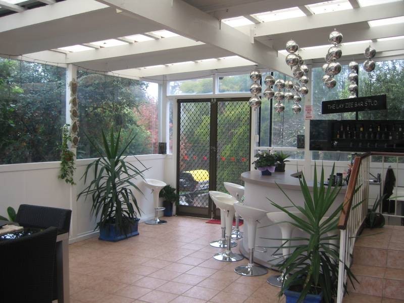 4 Sorbus Close, Endeavour Hills VIC 3802