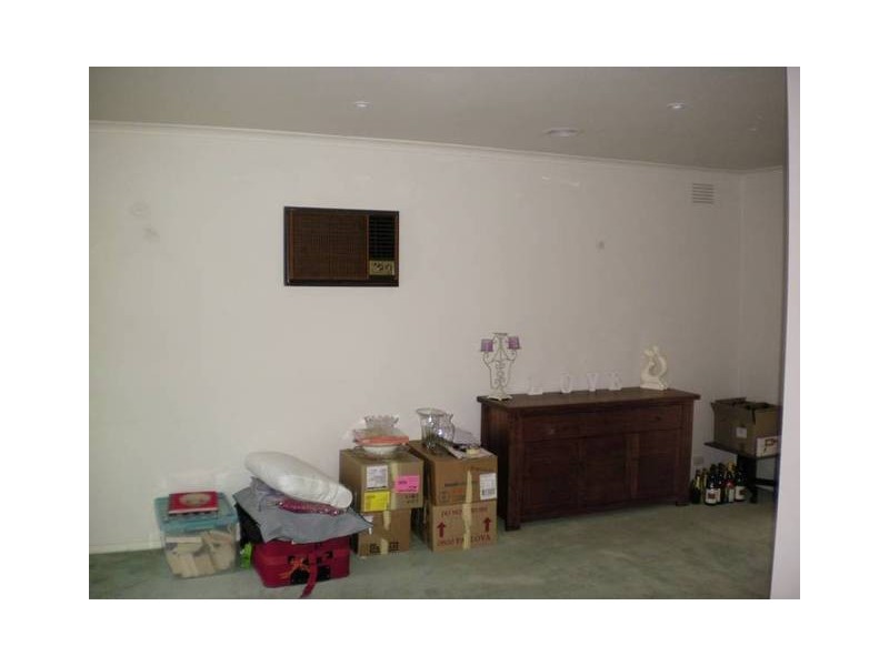 12 Holmbury Drive, Mulgrave VIC 3170