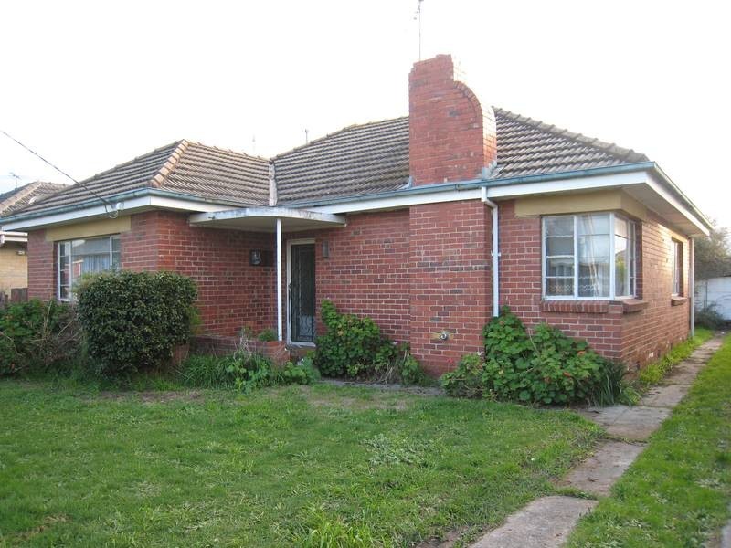4 Hopetoun Street, Dandenong VIC 3175