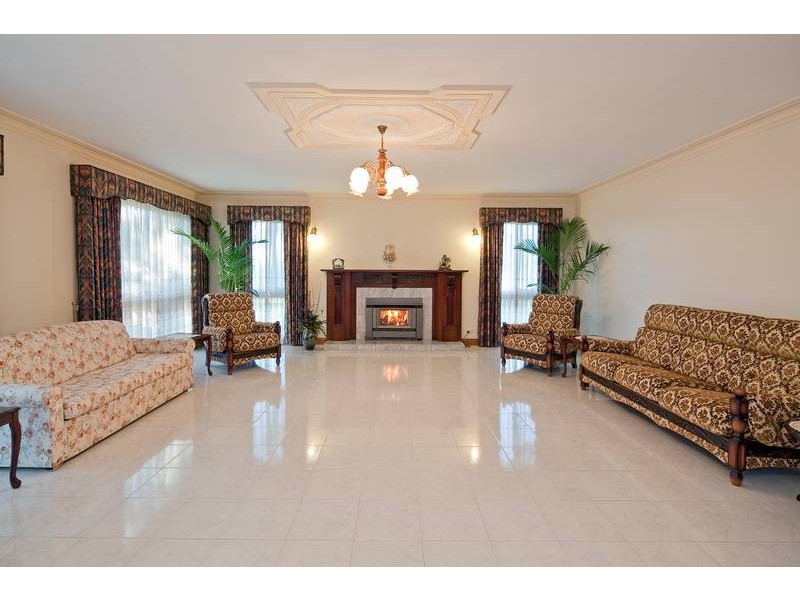 34-36 Fontaine Terrace, Narre Warren North VIC 3804