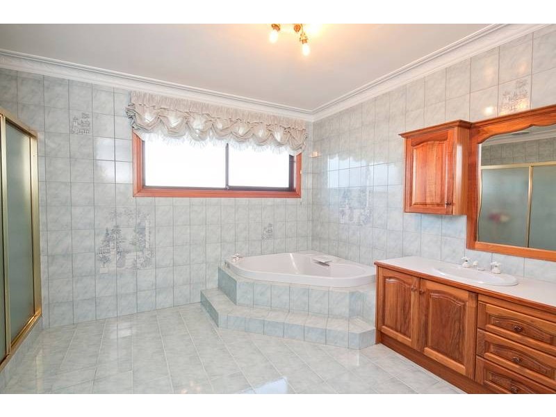 34-36 Fontaine Terrace, Narre Warren North VIC 3804