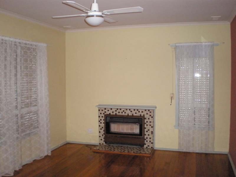 18 Laurel Avenue, Doveton VIC 3177