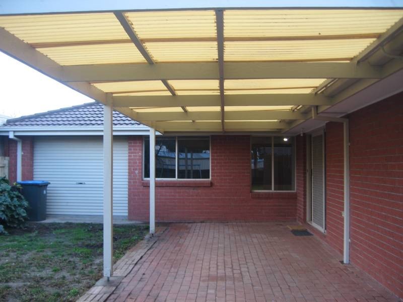 77 Nettle Drive, Hallam VIC 3803