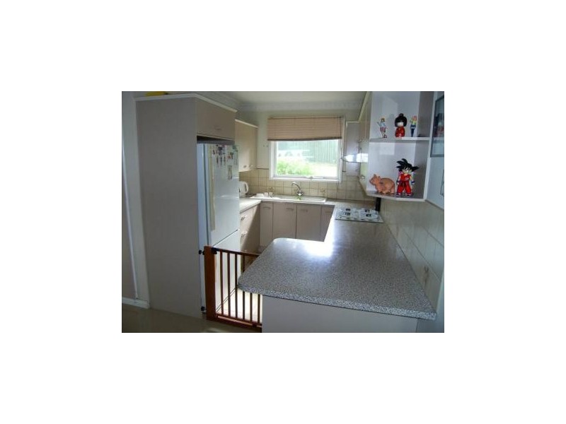 8 Bedford Court, Endeavour Hills VIC 3802