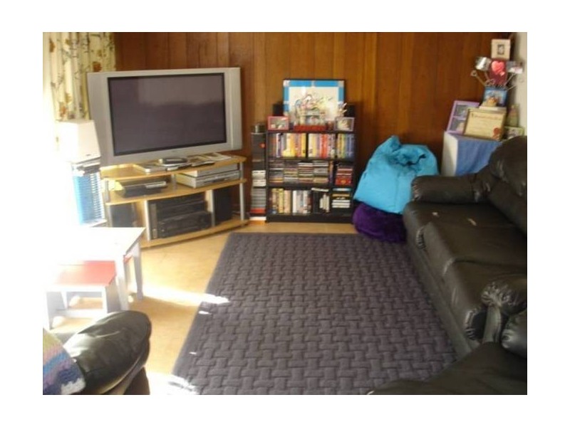 16 Elmhurst Street, Noble Park North VIC 3174