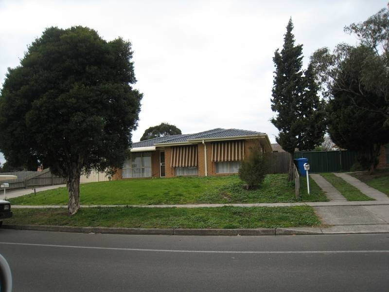 119 OakTree Drive, Hampton Park VIC 3976