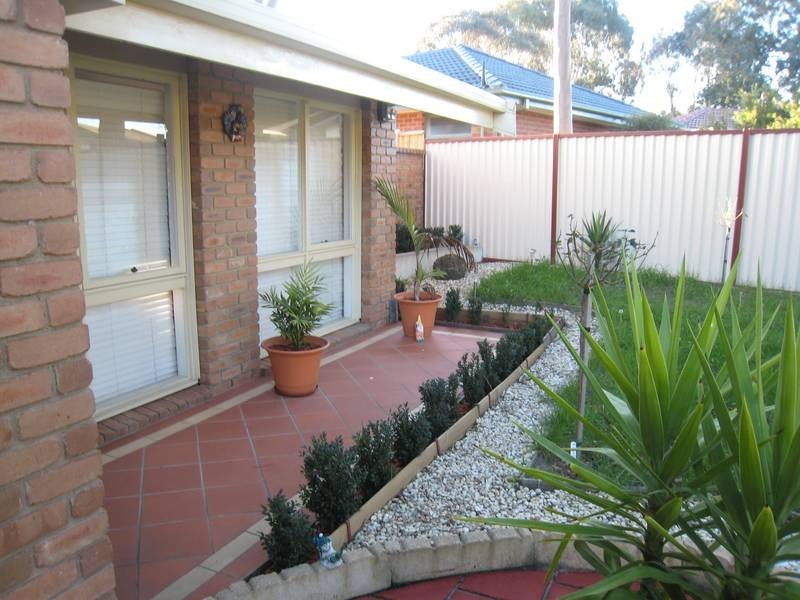 1 Robinvale Court, Endeavour Hills VIC 3802