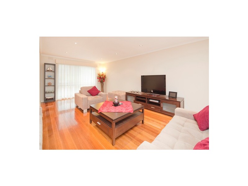 192 Outlook Drive, Dandenong North VIC 3175