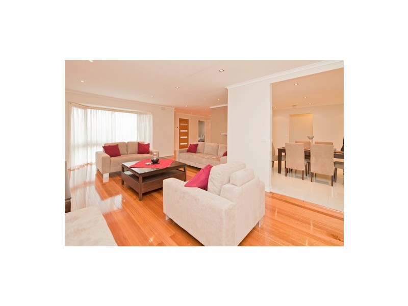 192 Outlook Drive, Dandenong North VIC 3175