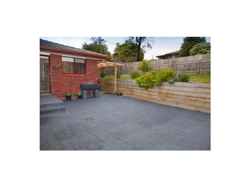 192 Outlook Drive, Dandenong North VIC 3175